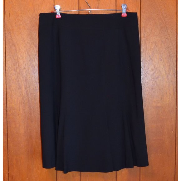 Vintage Ann Taylor A-Line Black Wool Skirt Size 8 - Picture 2 of 8
